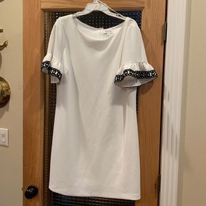 Elle size X-large cream dress